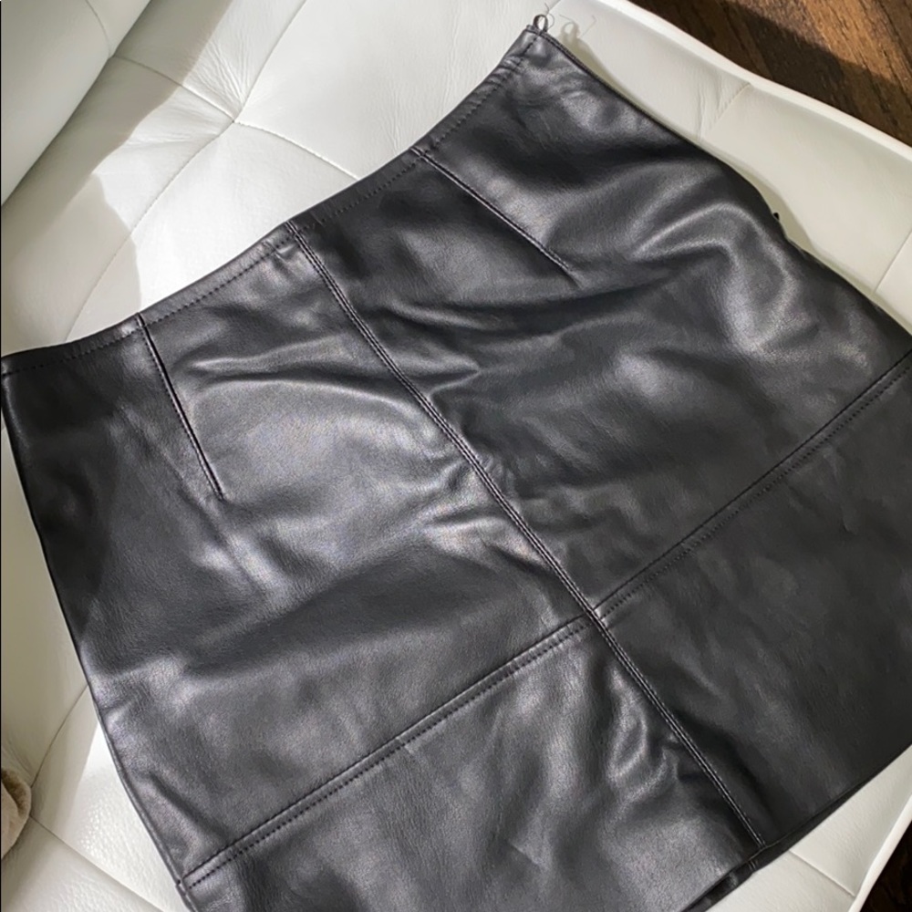 H&M faux leather skirt size 2